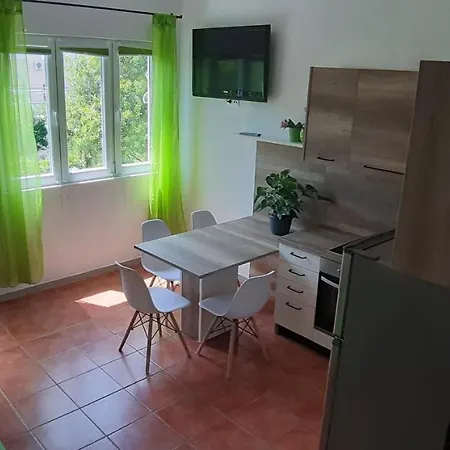 In Apartamento Rab Town