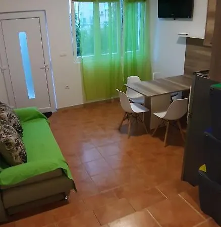 In Apartamento Rab Town