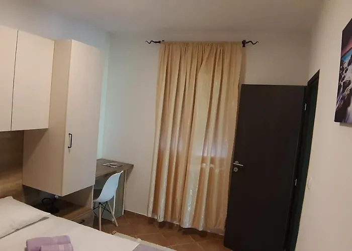 In 아파트 *